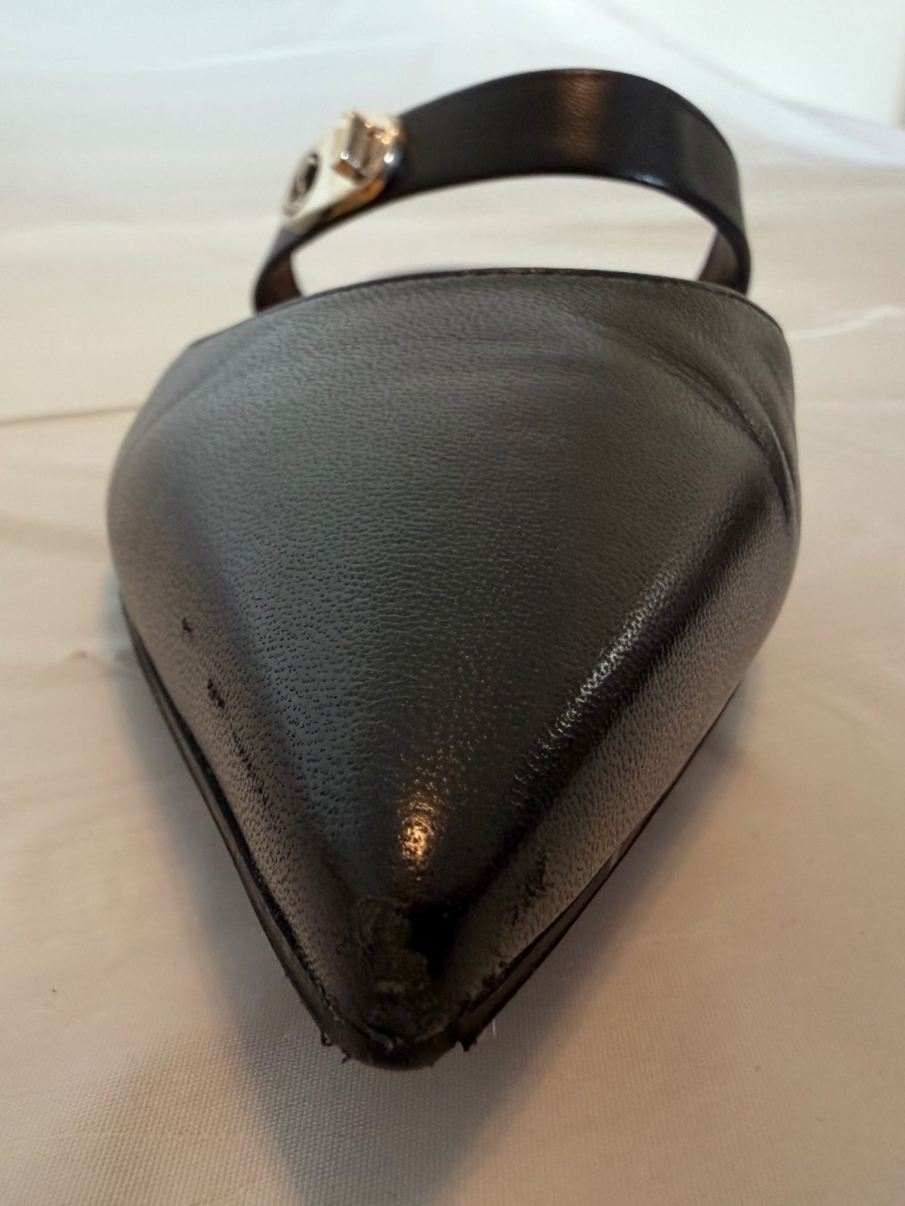 Christian Louboutin Choc Lock Flat Nappa - Picture 7 of 8